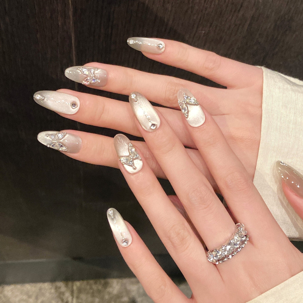 Luxury White Pearl Press On Nails