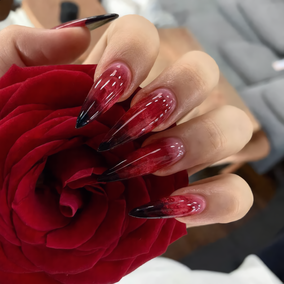 Blood Red & Black Stiletto Press-On Nails – Vampire Gothic Nails